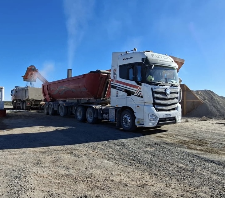Camiones tractor con batea de 28m³